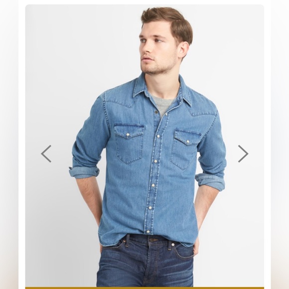 GAP Other - GAP men’s denim shirt